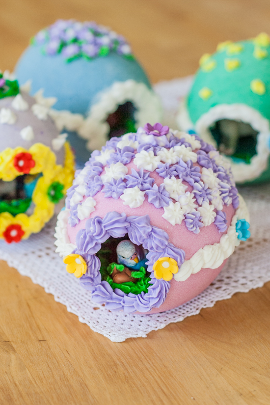 DIY Peek-A-Boo Eggs | Flour Arrangements