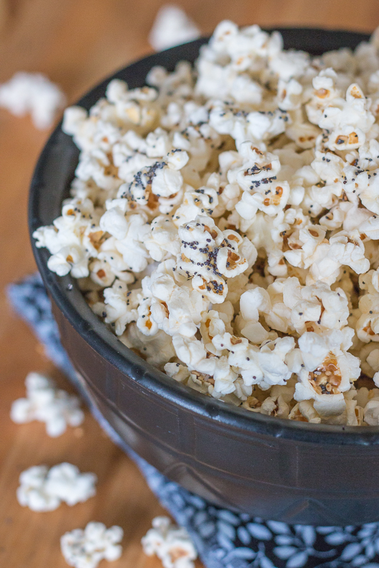 Crunchy and salty, with bursts of garlic, onion, sesame, and poppy seeds, this everything popcorn is the best thing since sliced everything bagels. Give your next batch of popcorn some serious flavor by stirring in homemade everything mix.