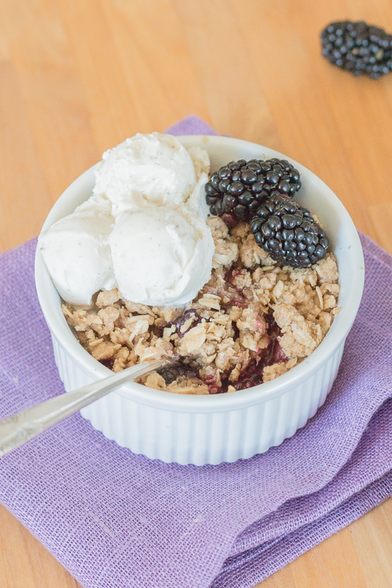 With minimal prep required, this blackberry crisp recipe makes summer baking a breeze. Its sweet berry flavor and hint-of-spice oatmeal-streusel topping taste amazing oven-warm with rich vanilla ice cream.