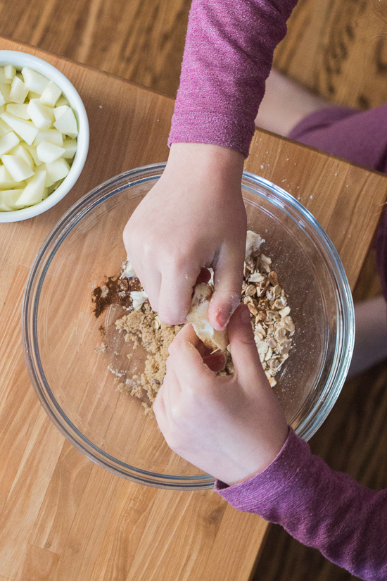 Start your day right with a quick and easy single serving breakfast crisp. Top your favorite fruit with a quick mix oat-cinnamon streusel topping and enjoy warm, delicious crisp in less than 10 minutes!  This simple recipe is great for kids.