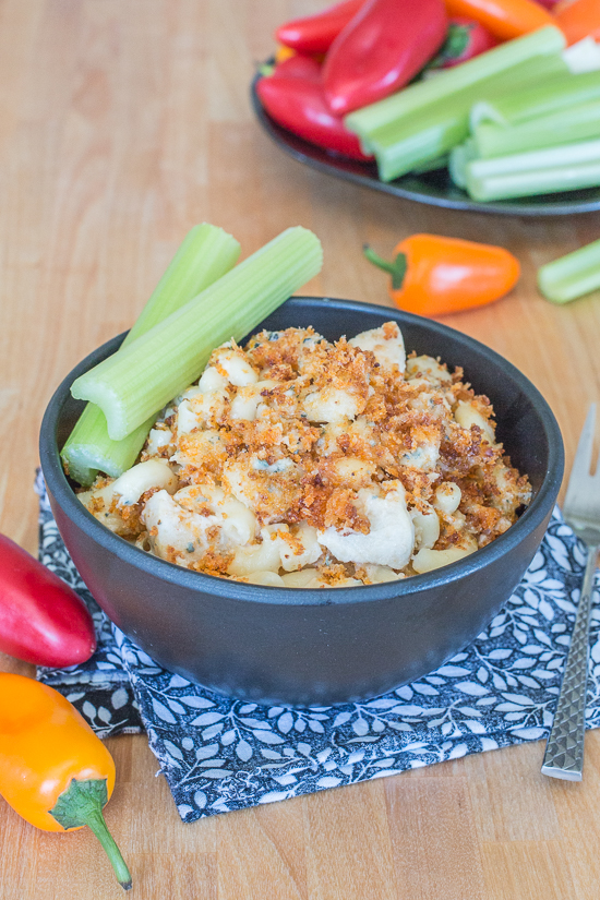 This Buffalo Chicken Macaroni and Cheese recipe delivers classic comfort food with an attitude. From the crisp, fiery breadcrumb topping to the creamy, rich Gorgonzola sauce, this chicken and pasta dish will satisfy your taste buds with a serious explosion of flavors. 