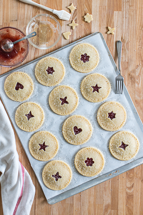 With flaky, tender crust and sweet, luscious jam filling, these Easy Jam Hand Pies are both adorable and delicious.They're perfect for hikes and picnics!