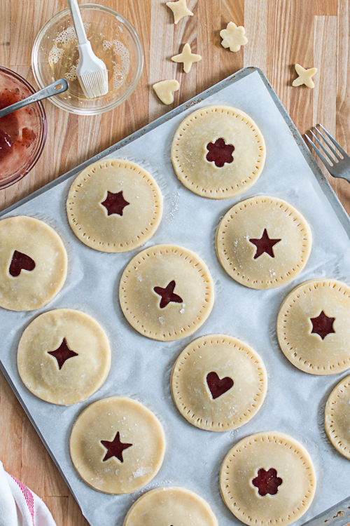 With flaky, tender crust and sweet, luscious jam filling, these Easy Jam Hand Pies are both adorable and delicious.They're perfect for hikes and picnics!
