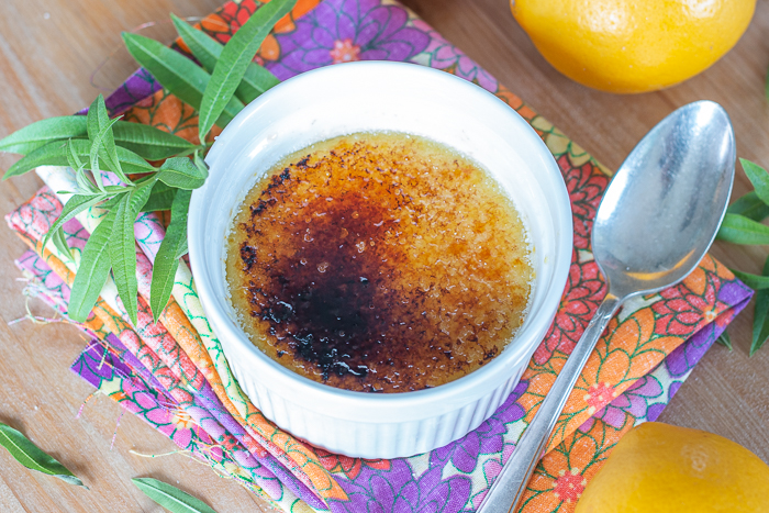 Meyer Lemon Crème Brûlée With its thin, crisp layer of caramelized sugar and a rich, luscious lemon custard, this Meyer Lemon Crème Brûlée is surprisingly simple to make.